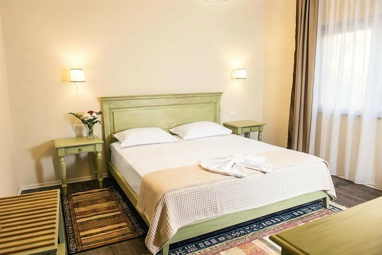 Hotel Vila Bregu Tirana